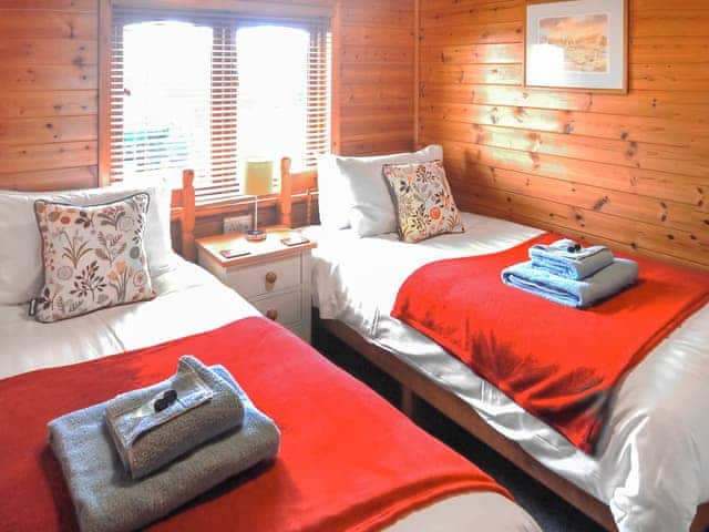 Twin bedroom | Wren Lodge - Valley View Lodges, Nawton, near Helmsley