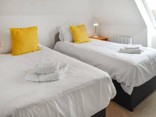 Twin bedroom | The Hayloft - Reach Court Cottages, St. Margaret&rsquo;s, near Dover