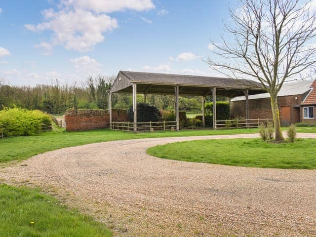 Outdoor area | The Hayloft - Reach Court Cottages, St. Margaret&rsquo;s, near Dover