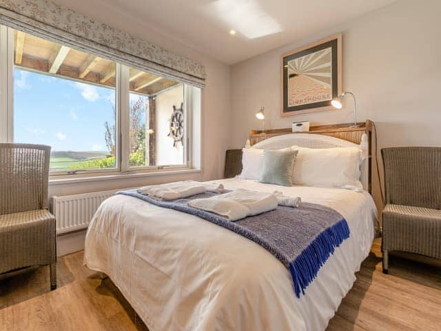 Double bedroom | Long Commons, St Mawes, near Truro