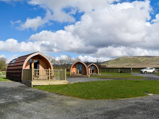 Setting | Barn Scar - Moorside Glamping Pods, Corney, near Millom