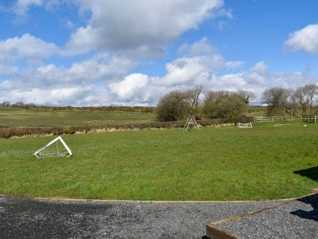 Setting | Barn Scar - Moorside Glamping Pods, Corney, near Millom