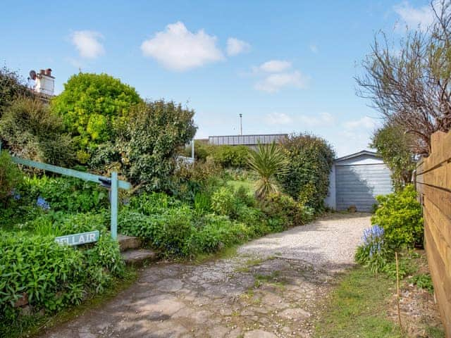 Outdoor eating area | Bellair, Widemouth Bay, near Bude