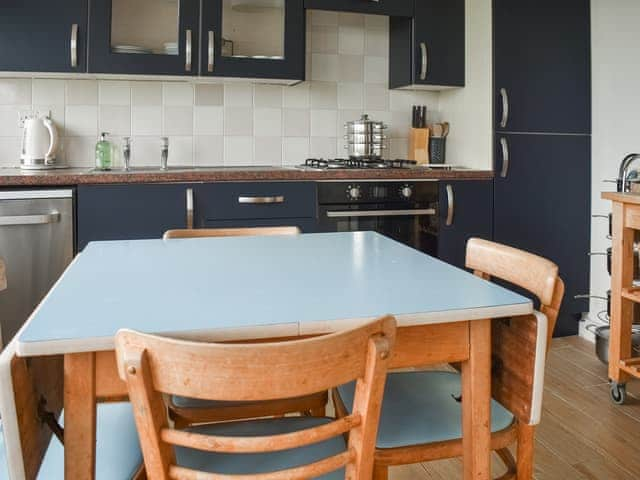 Kitchen/diner | 21 Hillside, Mundesley