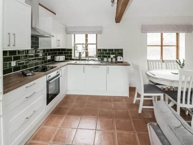 Kitchen/diner | Ragleth - Botvyle Farm, Church Stretton