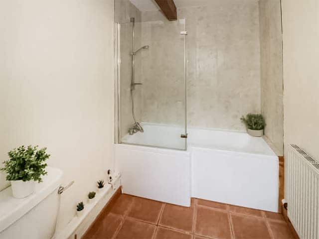 Bathroom | Ragleth - Botvyle Farm, Church Stretton