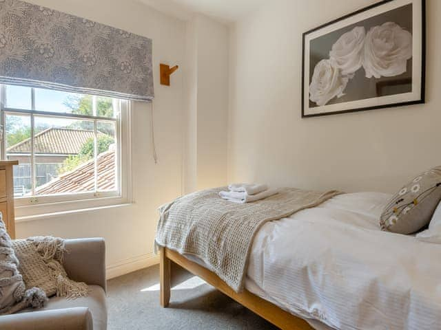 Single bedroom | Forsythia House - Low Key Luxury, Overstrand, near Cromer