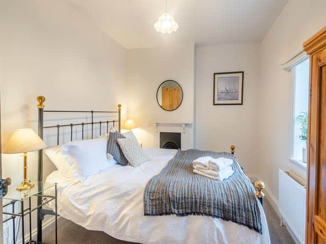 Double bedroom | Low Key LuxuryGardener&rsquo;s Cottage, Overstrand