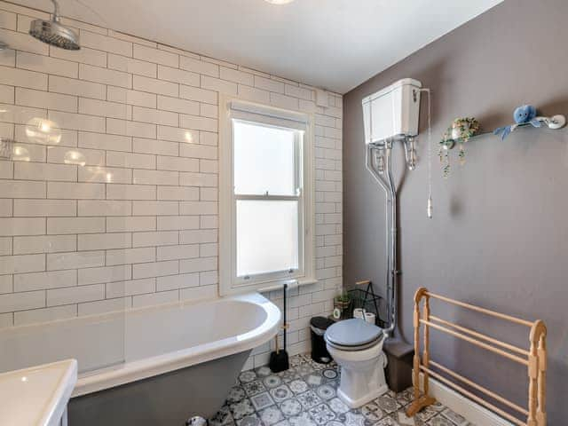 Bathroom | 4 Smiddy Hill, Pickering