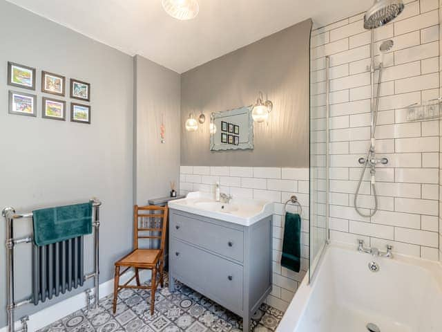 Bathroom | 4 Smiddy Hill, Pickering