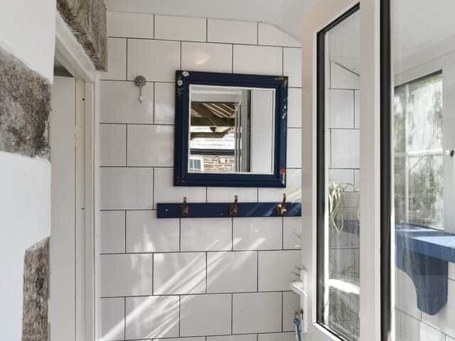 Bathroom | Barn Cottage - West Bowithick Holiday Cottages, St Clether, near Launceston