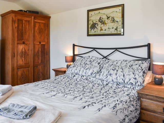 Double bedroom | West Bowithick Holiday Cottages- Bray View Cottage - West Bowithick Holiday Cottages, St Clether, near Launceston