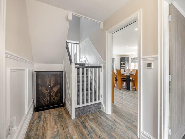 Hallway | Cowslip Cottage - Lincolnshire Luxury Hideaways, Maltby-Le-Marsh