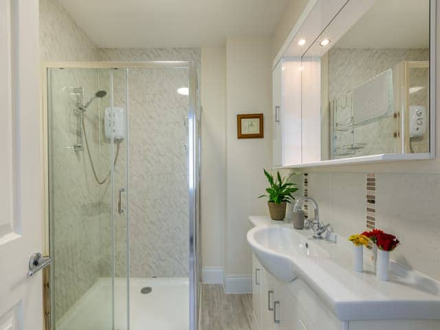 Shower room | Stepaside- Poppin - Stepaside, Brixham