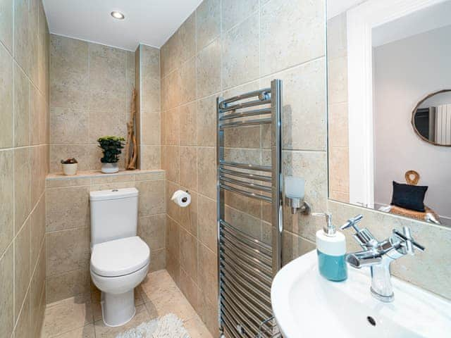 Shower room | 1 Little Beach, Woolacombe