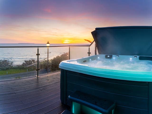 Hot tub | 1 Little Beach, Woolacombe