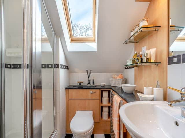 Bathroom | Bamburgh Cottage, Beadnell