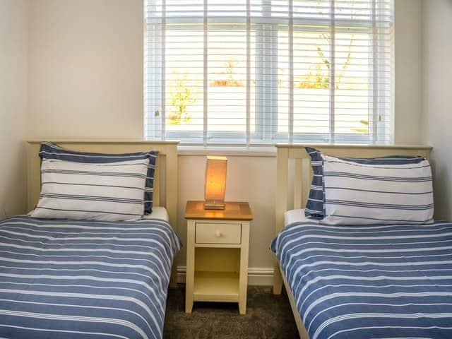 Twin bedroom | Valhallah Cottage Retreat, South Broomhill, near Amble