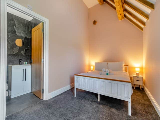 Double bedroom | Stable View Barn - Burrow Hill Farm, Corley