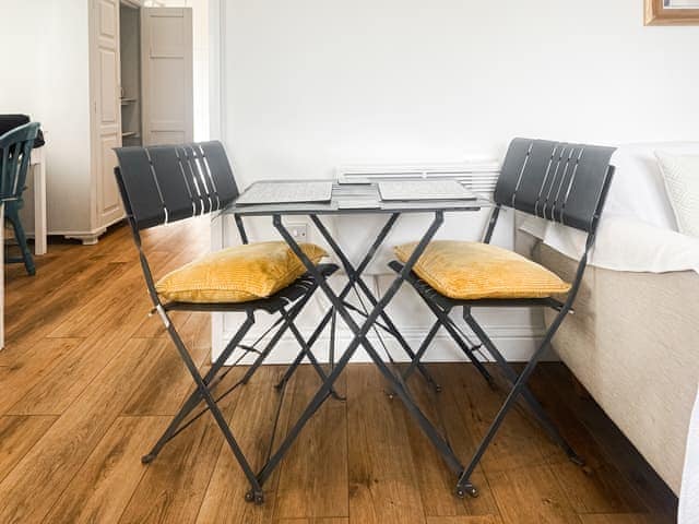 Dining Area | Chi Lowen, Camborne