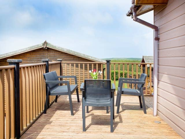 Terrace | Meadow View 64, Ilfracombe