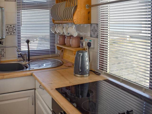 Kitchen | Angie&rsquo;s Beachside House, Point Clear, near Clacton-on-Sea