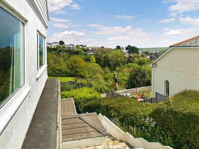 Outdoor area | Whitestones, St Mawes