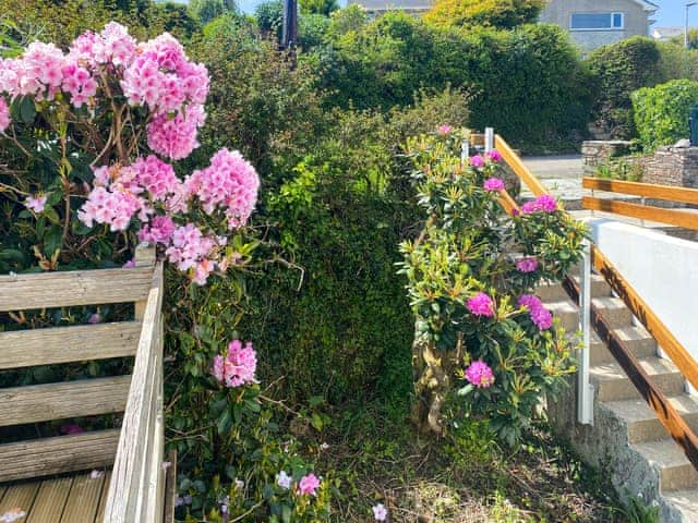 Outdoor area | Whitestones, St Mawes