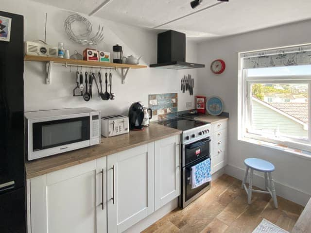 Kitchen | Summers Beach View, St Mawes