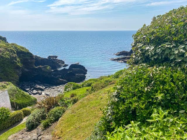 Surrounding area | Summers Beach View, St Mawes