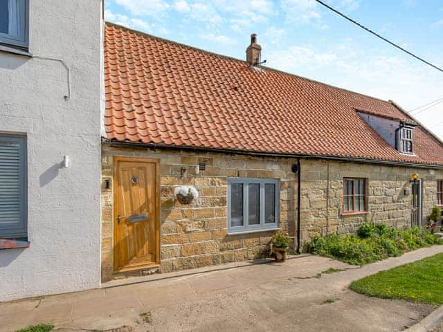 Exterior | The Drunken Carpenter&rsquo;s Cottage, Sneaton, near Whitby