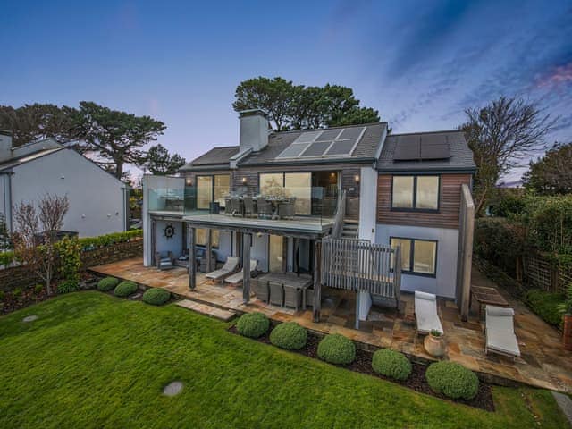 Exterior | Long Commons, St Mawes, near Truro