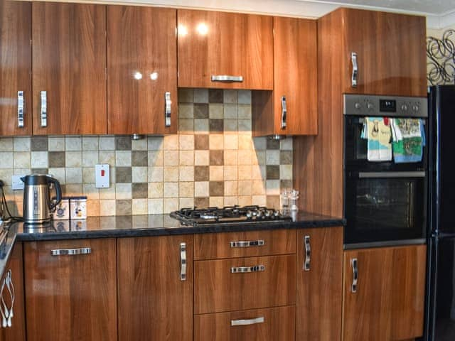 Kitchen | Kernow Bys Vyken House, Liskeard