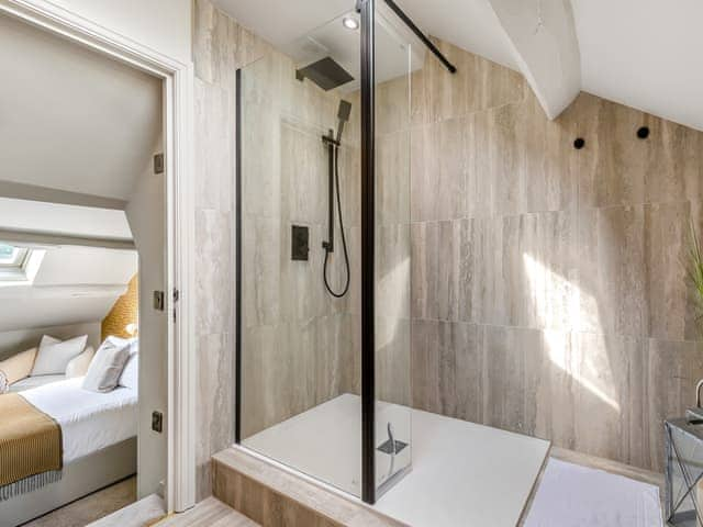 En-suite bathroom | Family Retreat, Grassington