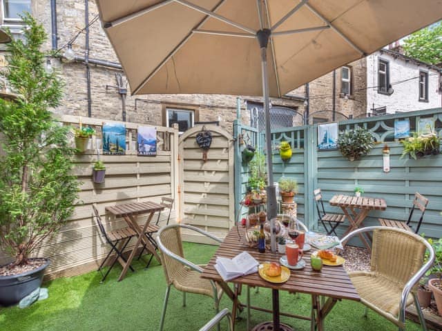 Outdoor area | Family Retreat, Grassington