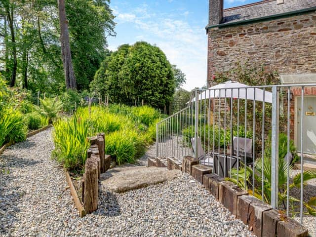 Exterior | South Wing Cottage, Rumleigh