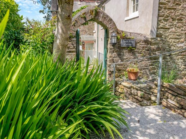 Exterior | South Wing Cottage, Rumleigh