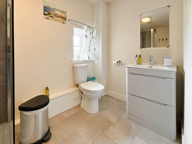 En-suite | Middle Cottage, Shilbottle, near Alnwick