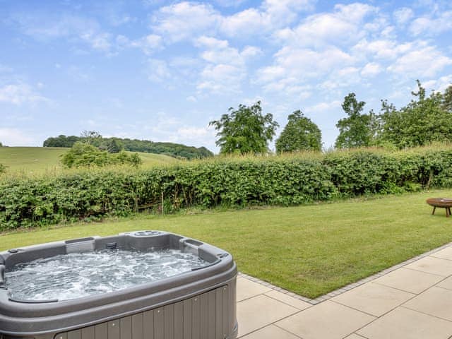 Outdoor area | Walford Lodge - Loxley Park Lodges, Uttoxeter