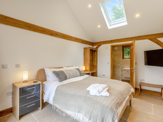 Double bedroom | Loxford Lodge - Loxley Park Lodges, Uttoxeter