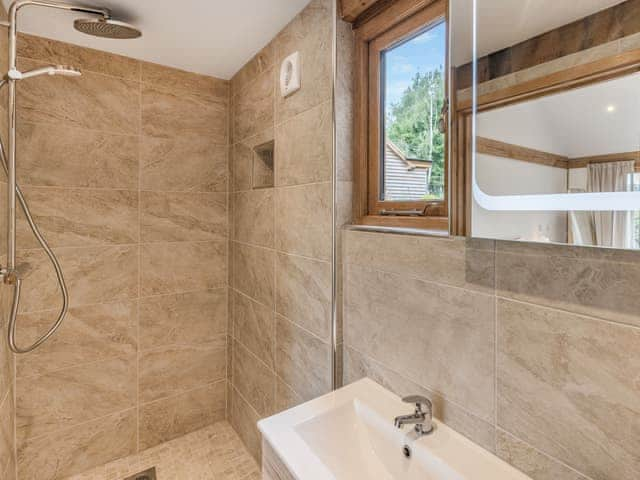 Bathroom | Loxford Lodge - Loxley Park Lodges, Uttoxeter