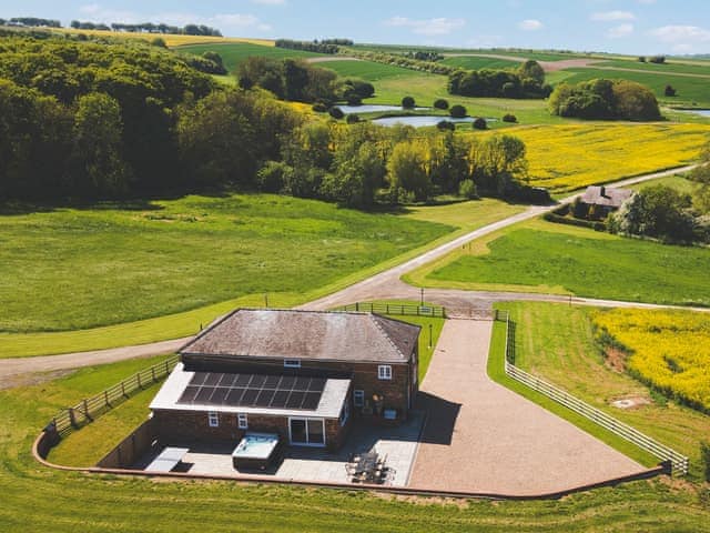 Setting | Park Cottage, Worlaby, near Louth