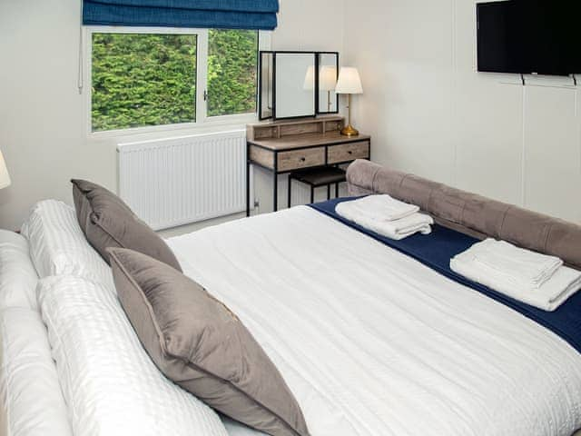 King bedroom | Acre Hill Lodge - Acre Hill Farm, Lane Ends, near Bolton by Bowland