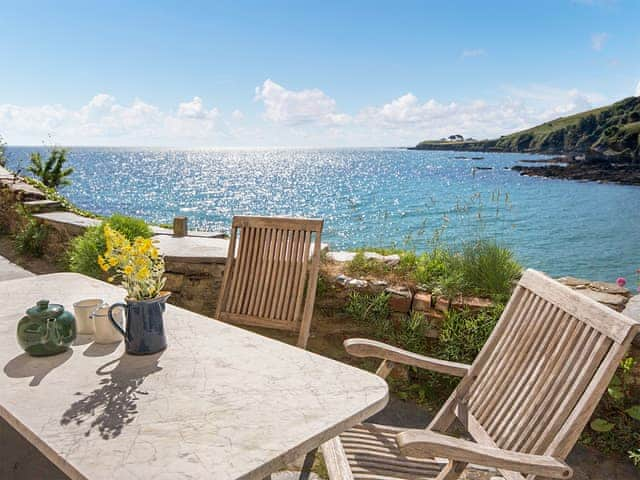 Outdoor area | Corner Cottage - Portmellon Fishermans Cottages, Portmellon