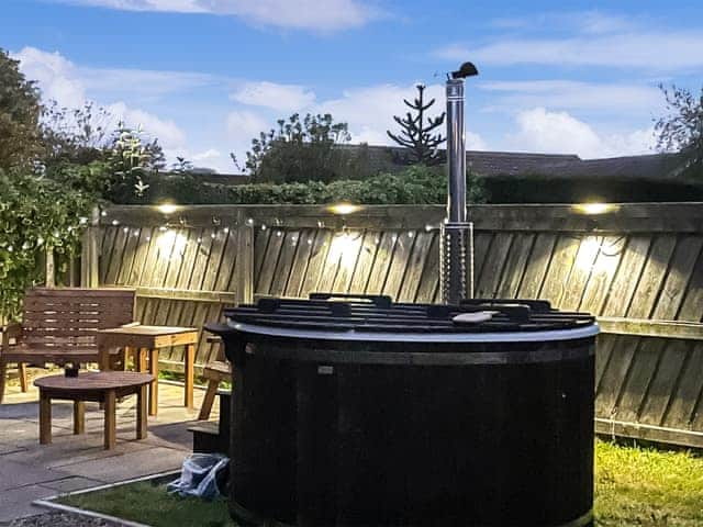 Hot tub | Delgany House, Filey