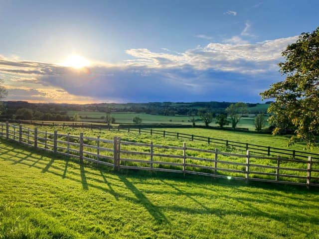 Surrounding area | Belton Cottage - Highlander Farm, Tetford, near Horncastle