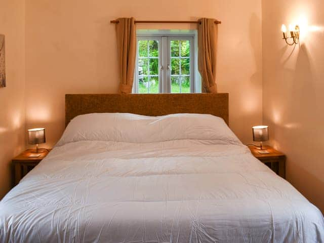 Double bedroom | The Dairy - Sea View Barns, Penryn, near Falmouth