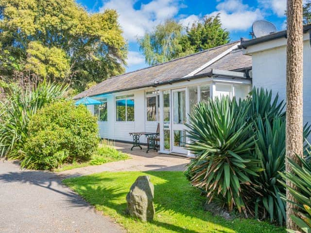 Exterior | Beach View Cottage - Sea View Cottages, Felixstowe