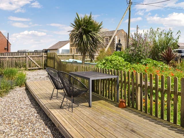 Outdoor area | Starboard, Bacton