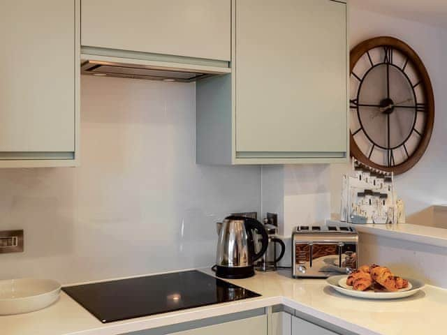 Kitchen area | Headlands Hideaway, Coverack